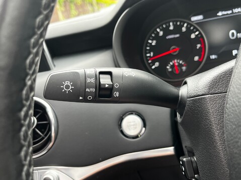 Kia Stinger GT S ISG 44