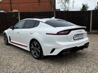 Kia Stinger GT S ISG 9