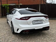 Kia Stinger GT S ISG 13