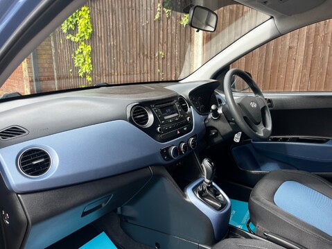 Hyundai i10 SE 19