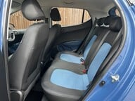 Hyundai i10 SE 24