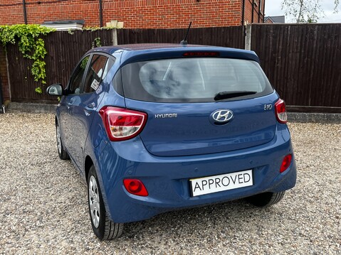 Hyundai i10 SE 13