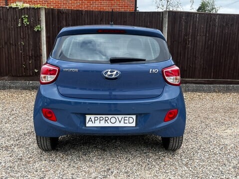 Hyundai i10 SE 8