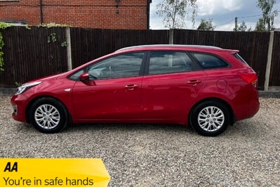 Kia Ceed CRDI 1