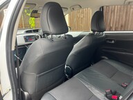 Toyota Yaris HYBRID TREND 25