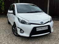 Toyota Yaris HYBRID TREND 10