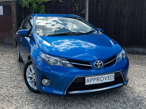 Toyota Auris ICON DUAL VVT-I 10