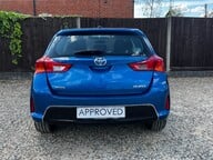 Toyota Auris ICON DUAL VVT-I 8