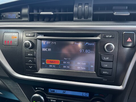 Toyota Auris ICON DUAL VVT-I 32