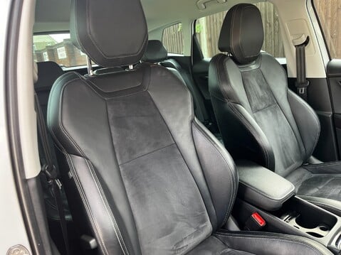 Skoda Karoq SE L TSI 23