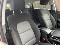 Hyundai TUCSON CRDI SE NAV 22