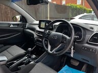 Hyundai TUCSON CRDI SE NAV 23