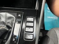 Hyundai TUCSON CRDI SE NAV 44