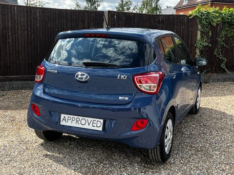Hyundai i10 SE 12