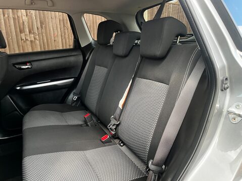 Suzuki Vitara SZ4 26