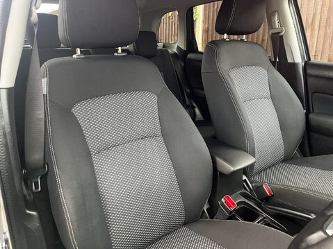 Suzuki Vitara SZ4 23