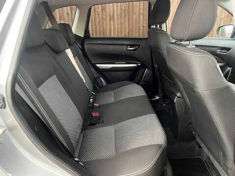 Suzuki Vitara SZ4 27