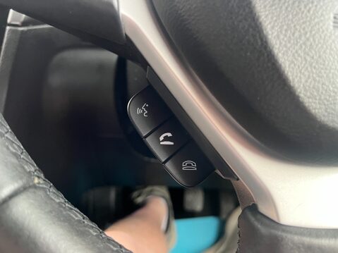 Suzuki Vitara SZ4 37