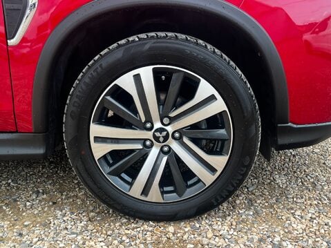 Mitsubishi Asx EXCEED 15