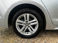 Suzuki Swace MOTION 17
