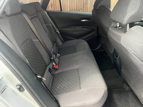 Suzuki Swace MOTION 27