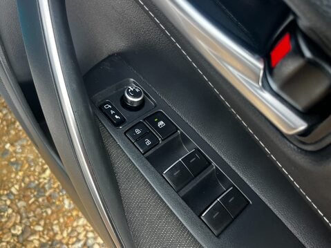 Suzuki Swace MOTION 34