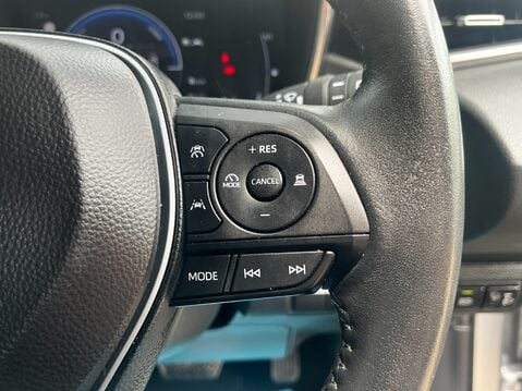 Suzuki Swace MOTION 37