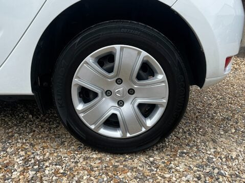 Dacia Sandero COMFORT TCE 14