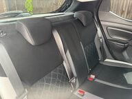Nissan MICRA IG-T N-CONNECTA 31