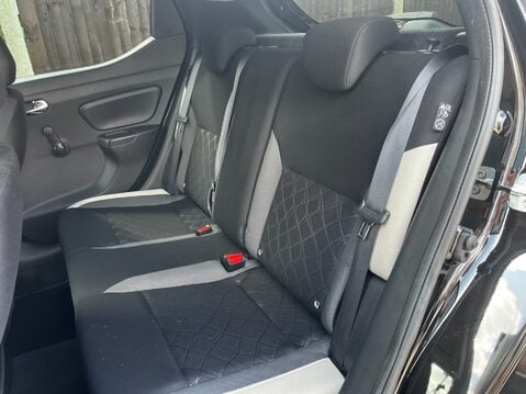 Nissan MICRA IG-T N-CONNECTA 25