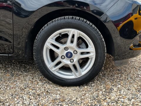 Ford Ka+ ZETEC 16