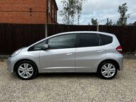 Honda Jazz I-VTEC ES PLUS 5