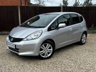 Honda Jazz I-VTEC ES PLUS 4