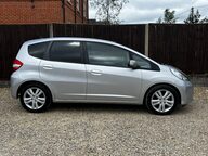 Honda Jazz I-VTEC ES PLUS 6
