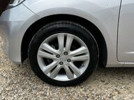 Honda Jazz I-VTEC ES PLUS 16