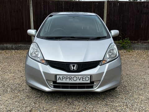 Honda Jazz I-VTEC ES PLUS 3