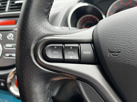 Honda Jazz I-VTEC ES PLUS 35