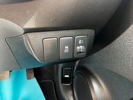 Honda Jazz I-VTEC ES PLUS 38