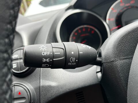 Honda Jazz I-VTEC ES PLUS 39