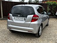 Honda Jazz I-VTEC ES PLUS 12