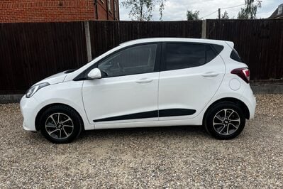 Hyundai i10 PREMIUM