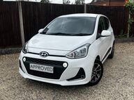 Hyundai i10 PREMIUM 12