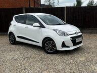 Hyundai i10 PREMIUM 3