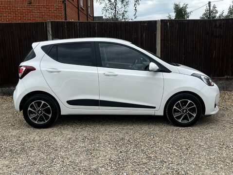 Hyundai i10 PREMIUM 7