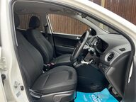 Hyundai i10 PREMIUM 22
