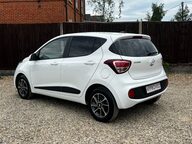 Hyundai i10 PREMIUM 10