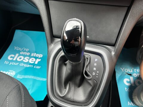 Hyundai i10 PREMIUM 39