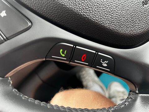 Hyundai i10 PREMIUM 41