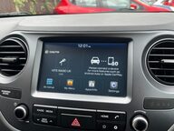 Hyundai i10 PREMIUM 34