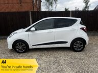 Hyundai i10 PREMIUM 1